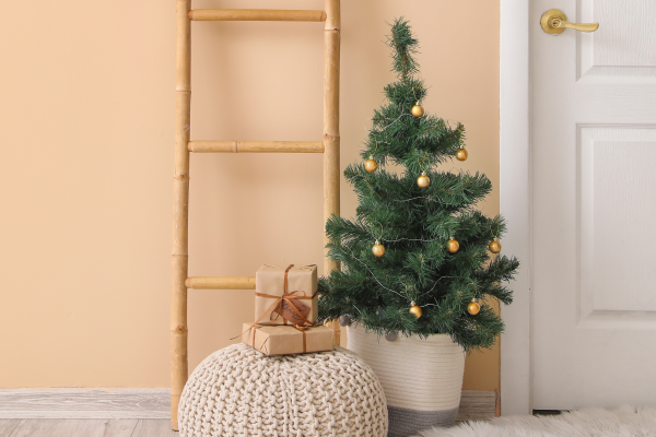 How to Decorate your Door for Christmas (and the Rest of the Year too!)